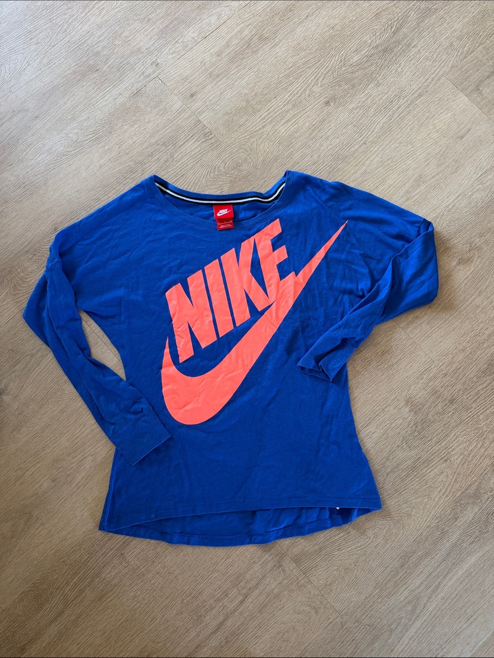 Nike Women's Long Sleeve Tee in Blue with Coral Logo